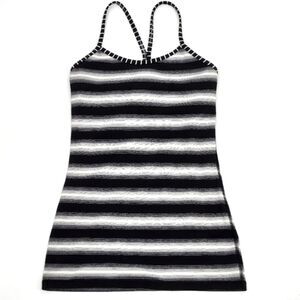 Lululemon Power Y Tank Top Shirt Built-Support No Padding 6 Black White Stripes